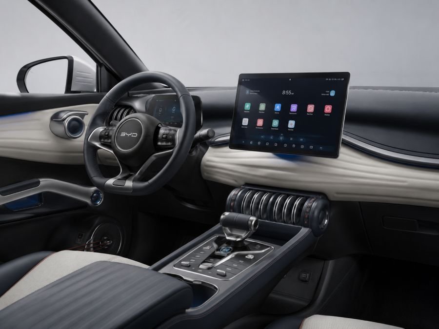 BYD Atto 3 Interior Dashboard Technology Review