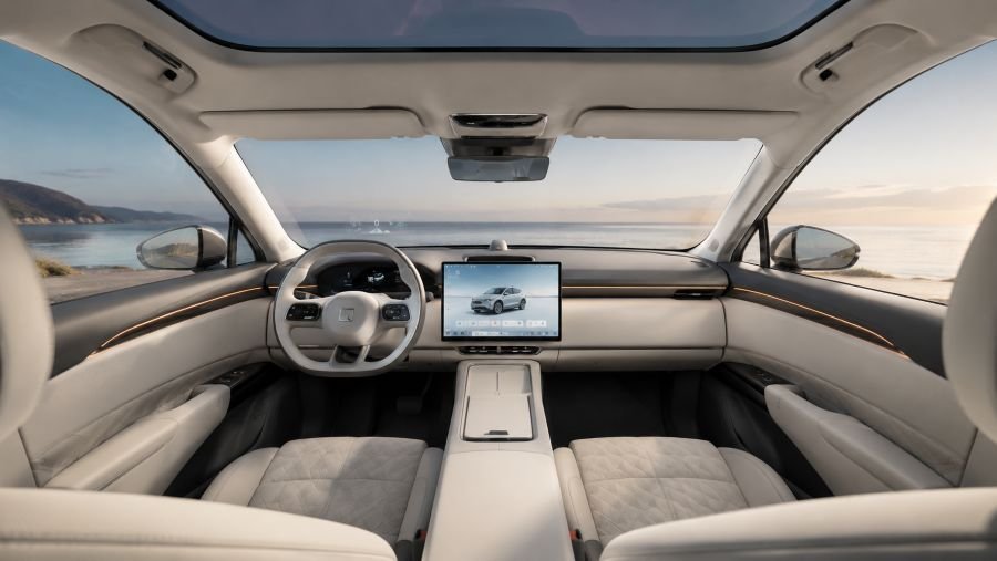 Zeekr 7X 2026 interior dashboard and central touchscreen